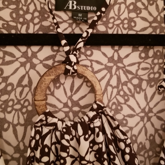 AB Studio top - Picture 2 of 5